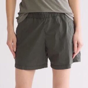 NWOT James Perse Stretch Cotton Poplin Shorts in size 1 (small)